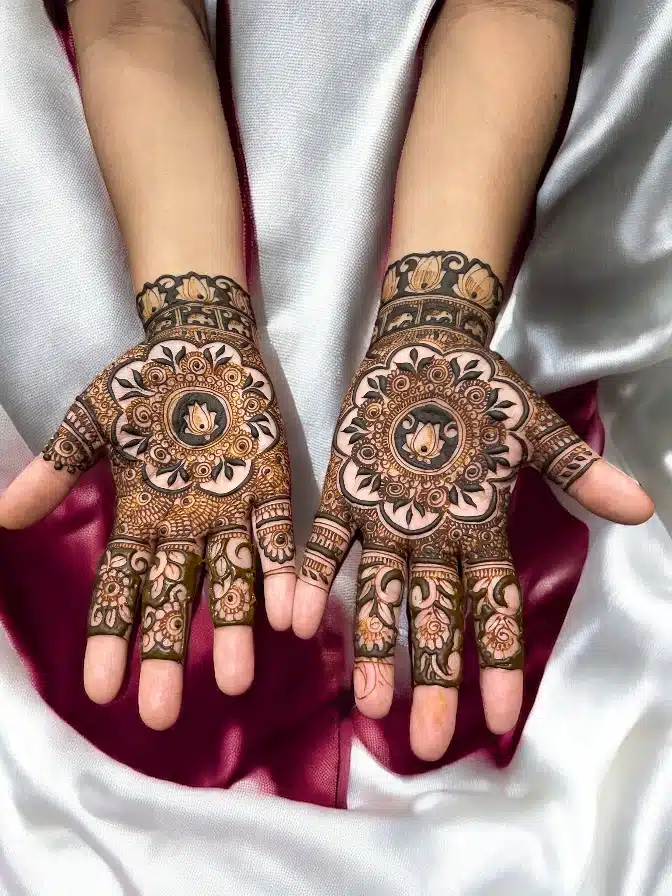 Top Bridal Mehandi Artist In Delhi