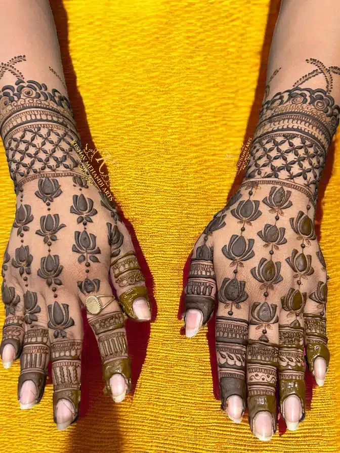 Mehandi Designs For Back Hand
